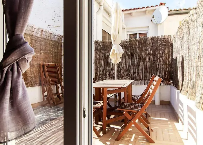 Con Terraza Privada Cerca De La Playa Lejlighed